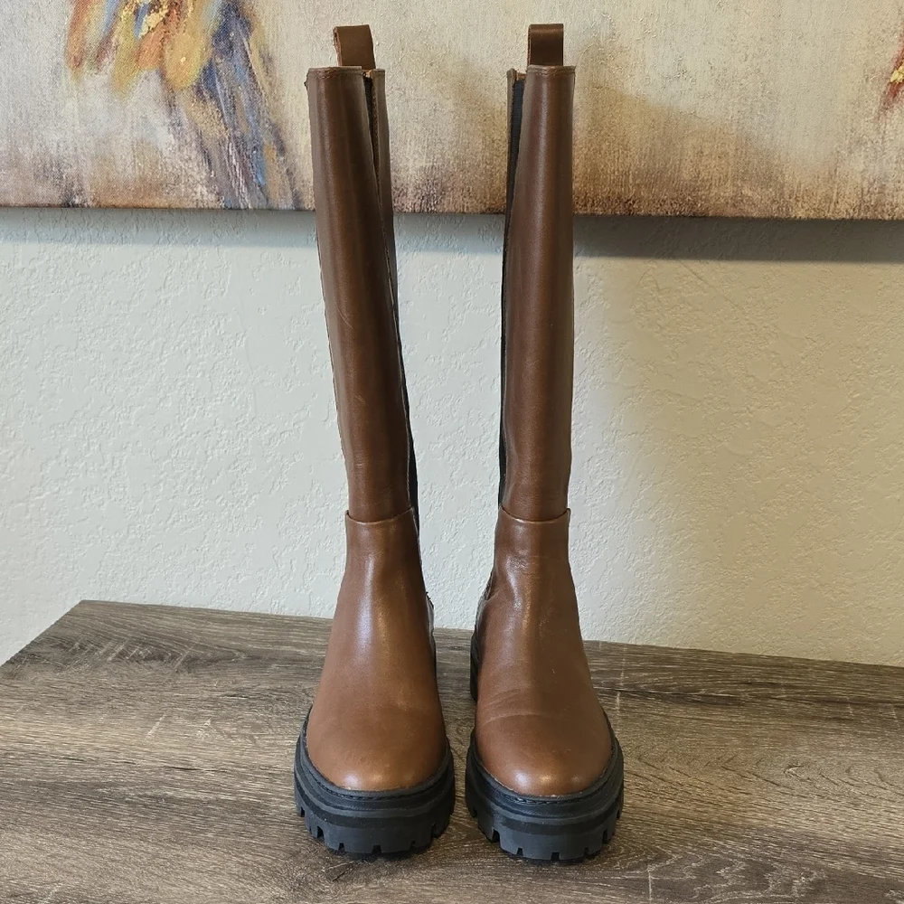 Madewell Brown Leather Heeled Boots with Black Panel - Picture 4 of 11